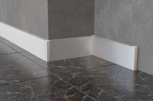 Какой плинтус выбрать для керамогранита